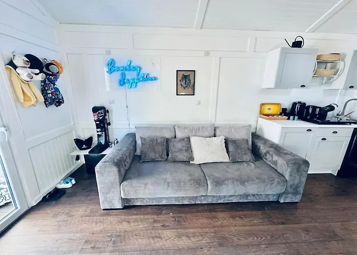 Keskvaeljakul Asuv Hubane Maja Willa Võsu